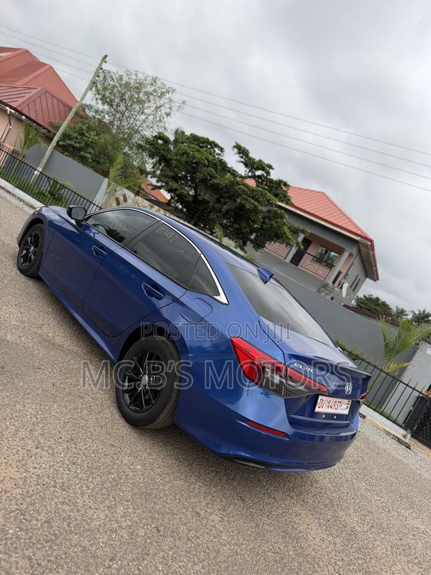 Honda Civic 2022 Blue