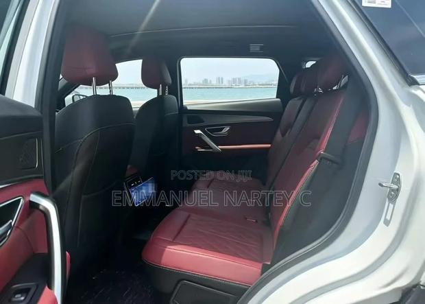 New Jetour X70 Plus 2023 White