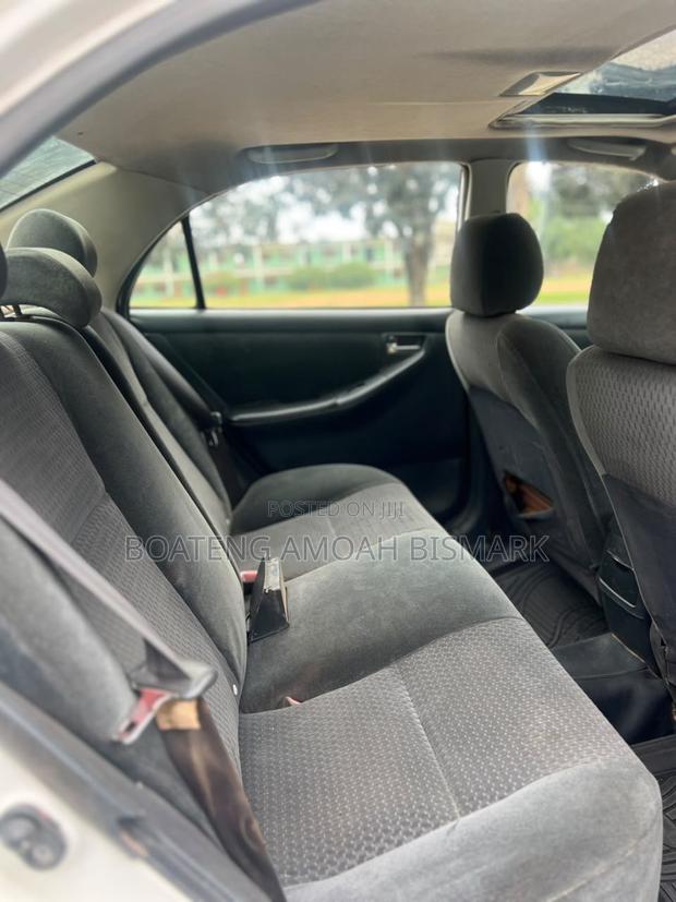 Toyota Corolla 2006 White