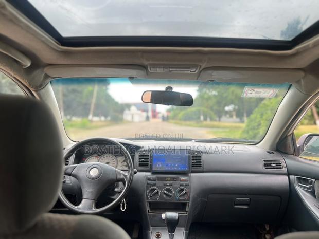 Toyota Corolla 2006 White