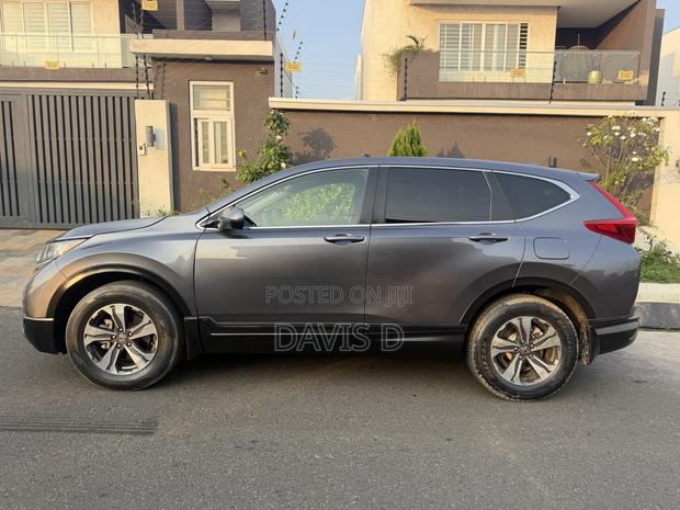 Honda CR-V LX AWD 2019 Gray