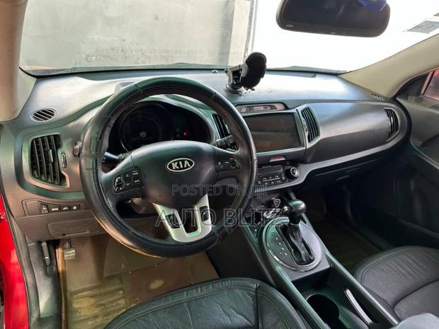 Kia Sportage 2012 Red