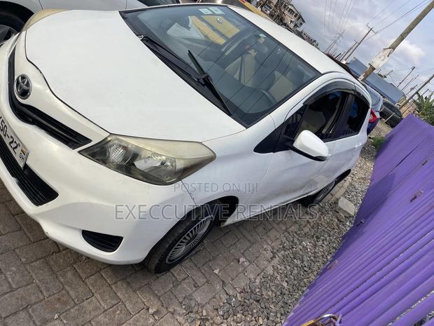 Toyota Yaris 2012 White