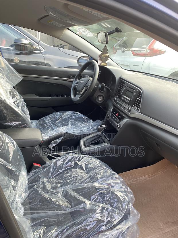 Hyundai Elantra Sport Sedan FWD (1.6L 4cyl 6M) 2017 Blue
