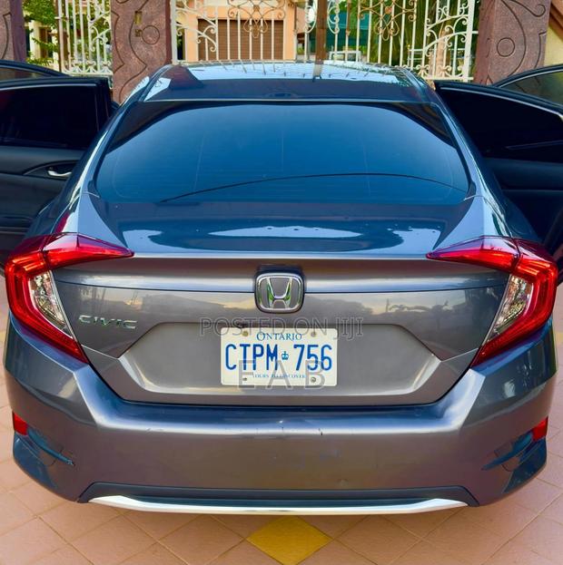 Honda Civic 2019 Gray