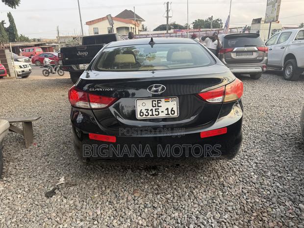 Hyundai Elantra SE 4dr Sedan (1.8L 4cyl 6A) 2014 Black