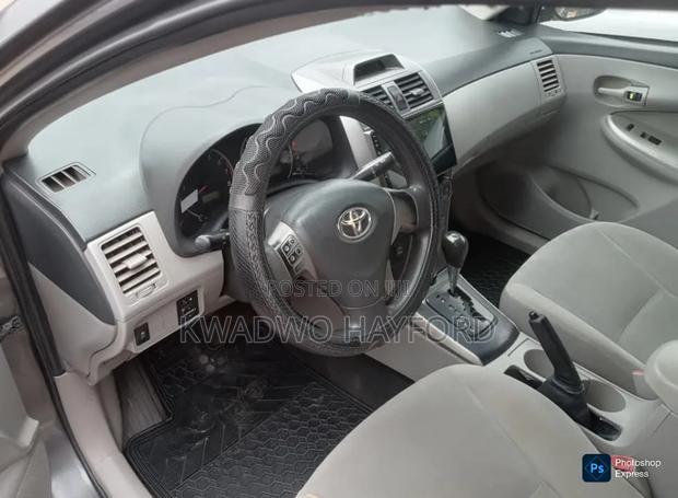 Toyota Corolla 2013 Silver