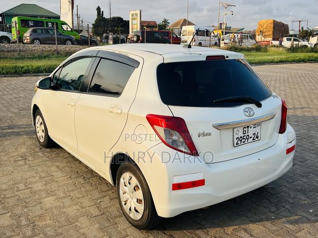 Toyota Vitz 2013 White