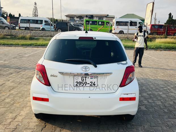 Toyota Vitz 2013 White