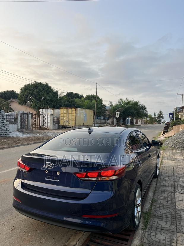 Hyundai Elantra Sport 2018 Blue