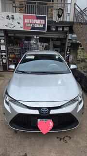 Toyota Corolla 2021 Silver for sale