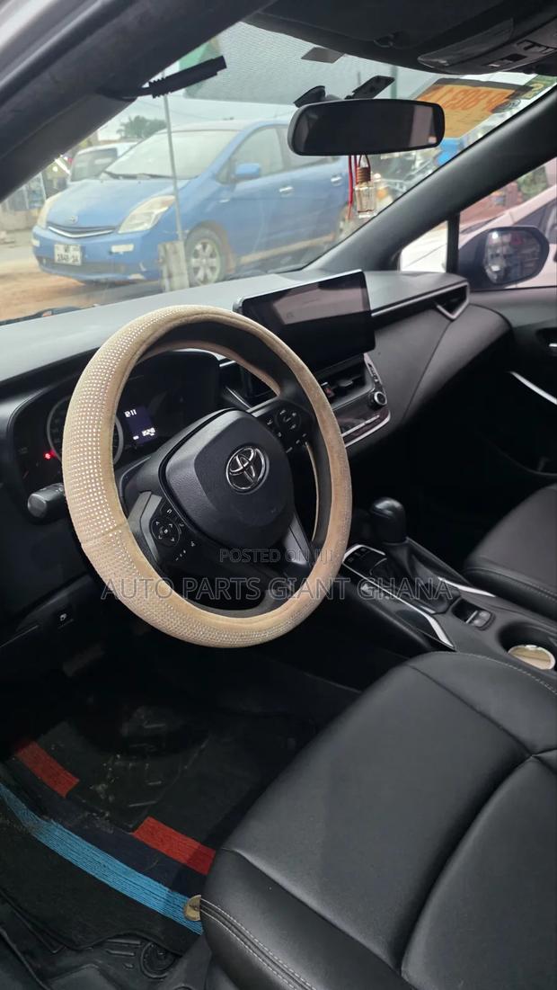 Toyota Corolla 2021 Silver
