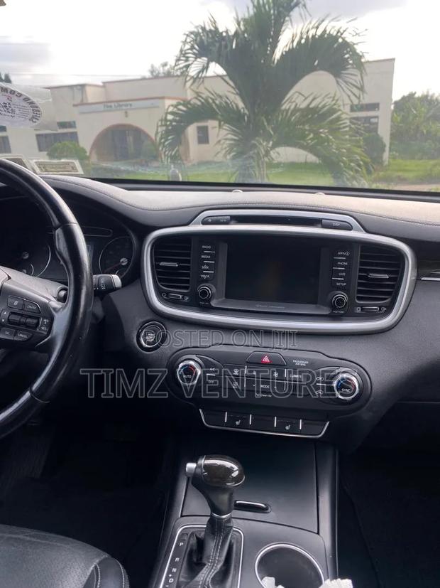 Kia Sorento 2017 Gray