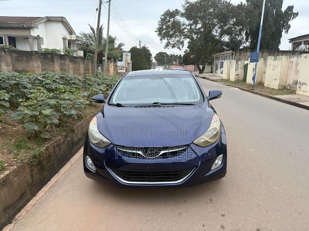 Hyundai Elantra 2013 Blue