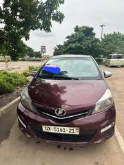 Toyota Vitz 2013 Maroon for sale
