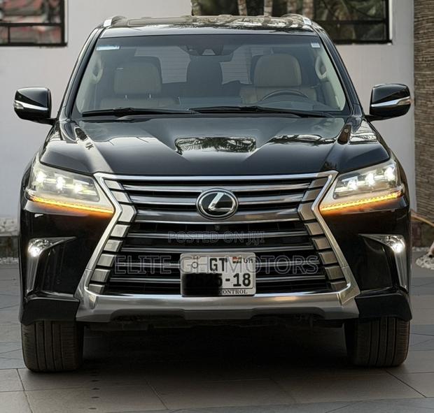 Lexus LX 570 AWD 2017 Black