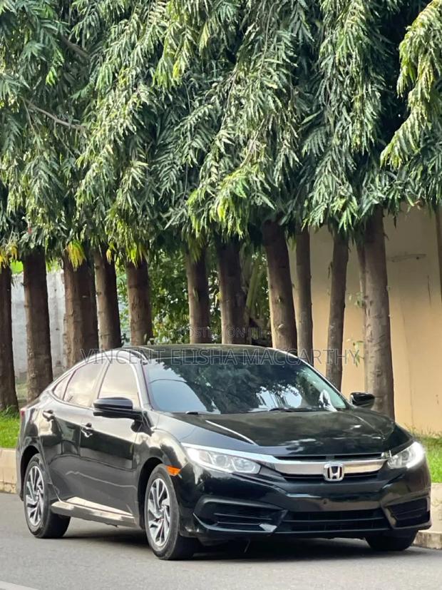 Honda Civic 2018 Black