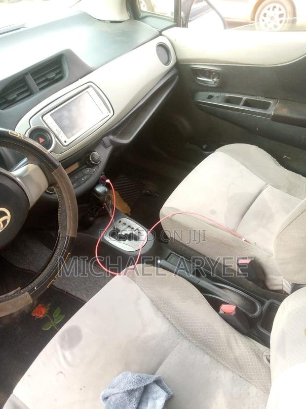 Toyota Vitz 2012 White