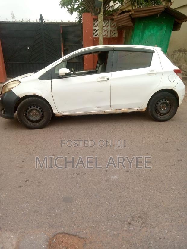 Toyota Vitz 2012 White