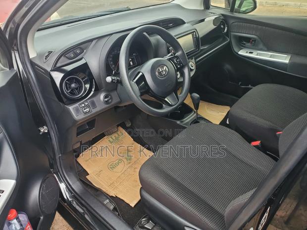 Toyota Vitz 1.5 FWD 3dr 2015 Black