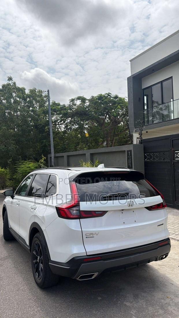Honda CR-V 2024 White