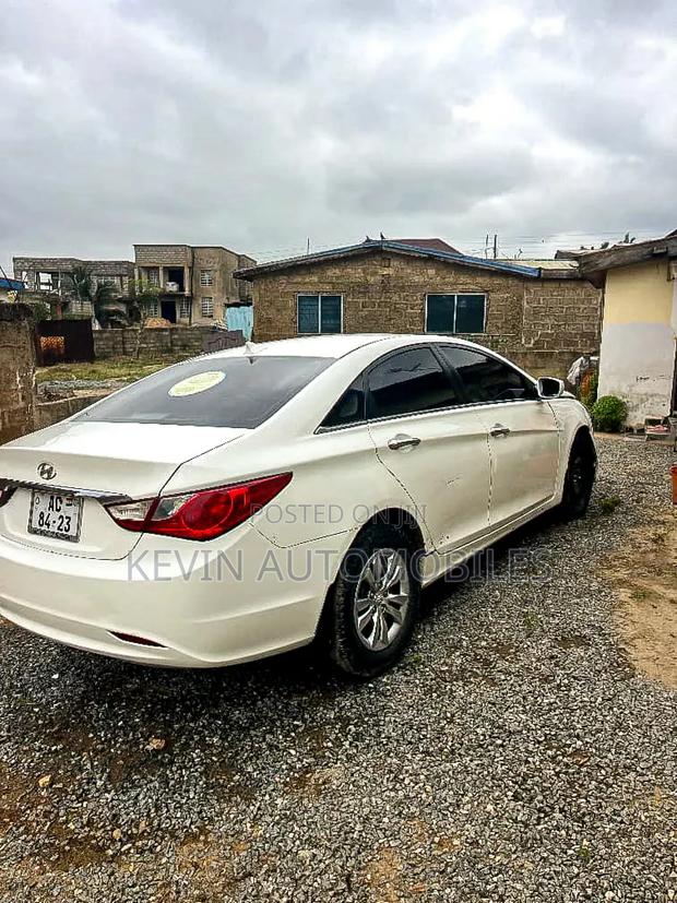 Hyundai Sonata 2012 White