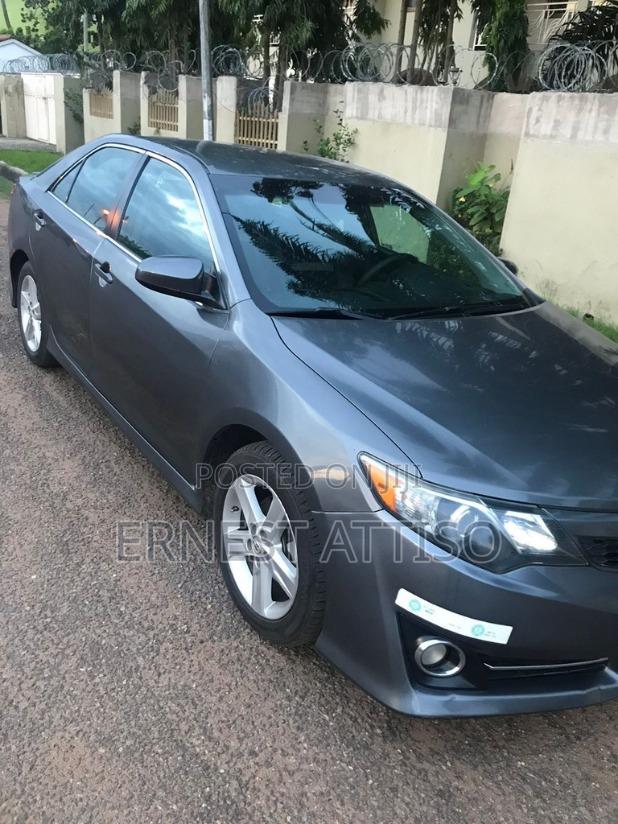 Toyota Camry 2014 Gray