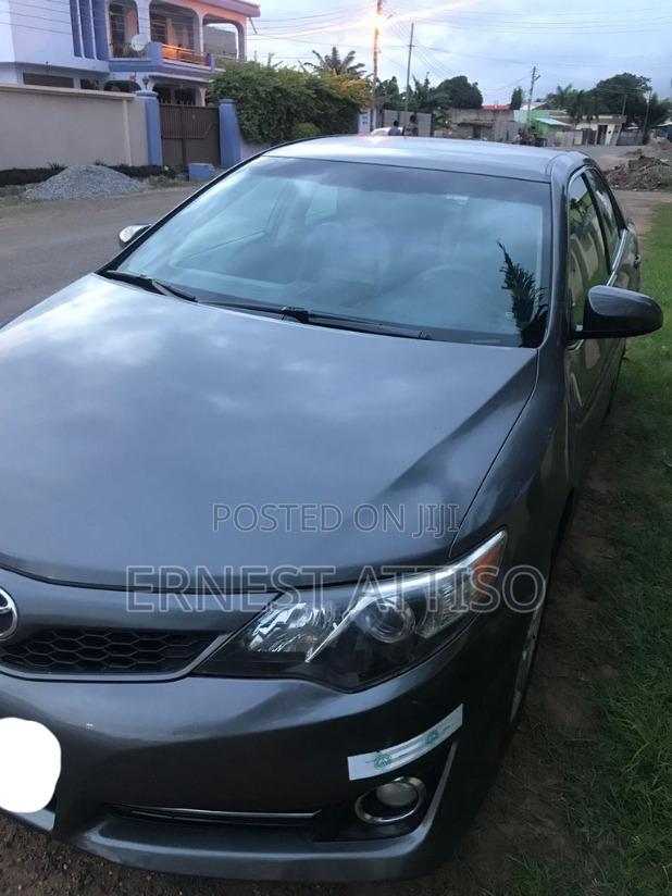 Toyota Camry 2014 Gray