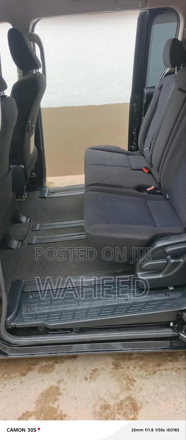 Toyota Voxy 2015 Black