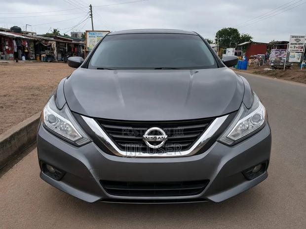 Nissan Altima 2016 Gray