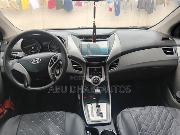 Hyundai Elantra GLS Sedan FWD (1.8L 4cyl 6A) 2013 Blue