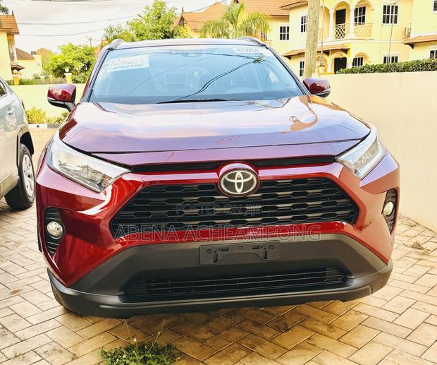 Toyota RAV4 2020 Red