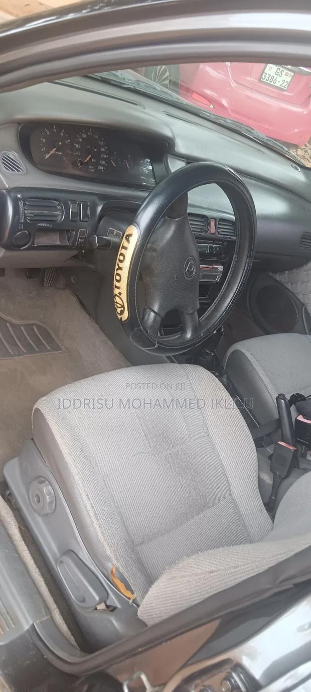 Mazda 626 Wagon 1991 Gray