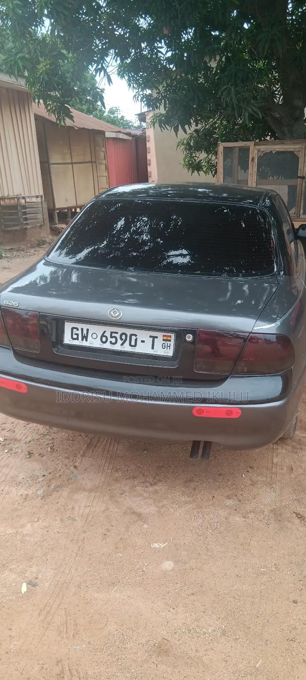 Mazda 626 Wagon 1991 Gray