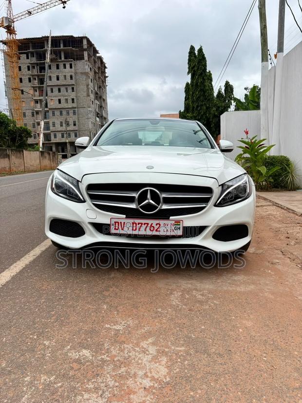 Mercedes-Benz C300 Luxury 4Matic Sedan AWD (2.0L 4cyl 7A) 2016 White