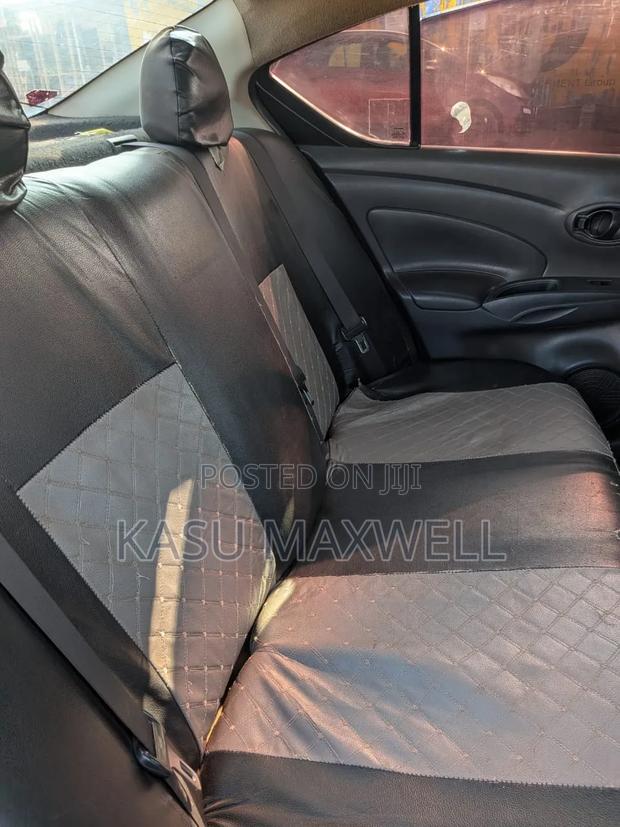 Nissan Versa 2012 Black