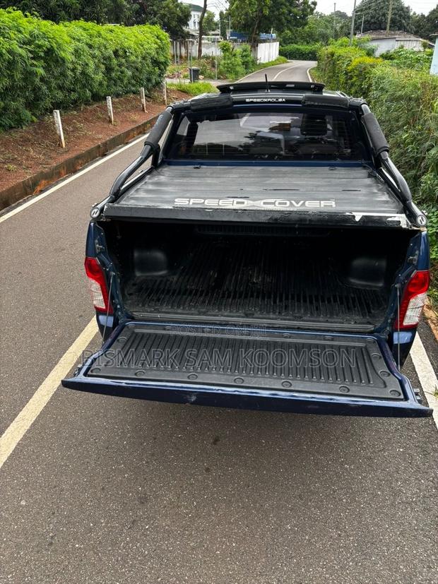 SsangYong Korando 2016 Blue
