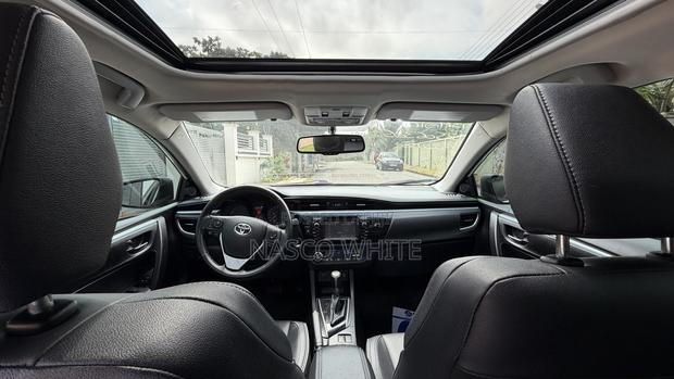 Toyota Corolla S Plus 4dr Sedan (1.8L 4cyl CVT) 2016 White