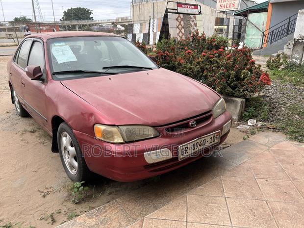 Toyota Corolla II 1999 Red