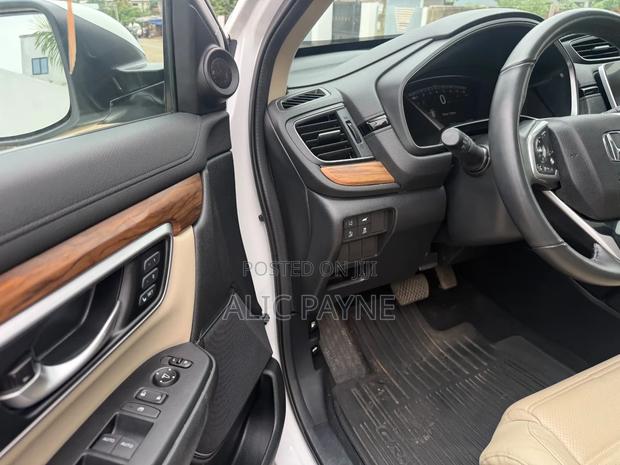 Honda CR-V 2019 White