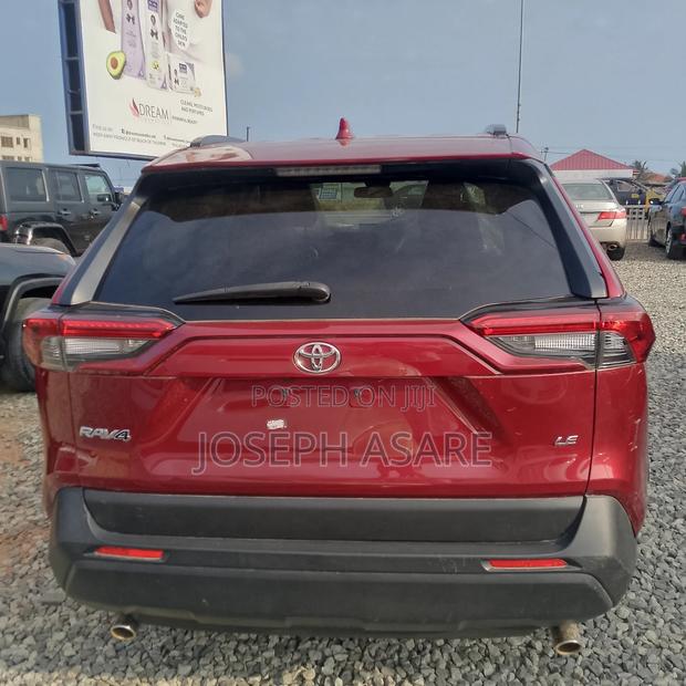 Toyota RAV4 2020 Red