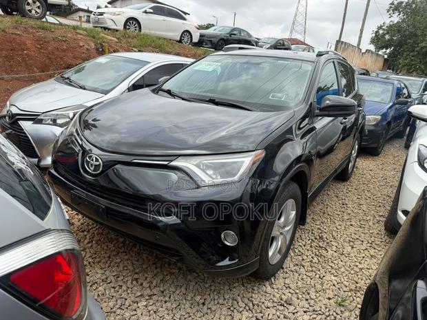 Toyota RAV4 2016 Black