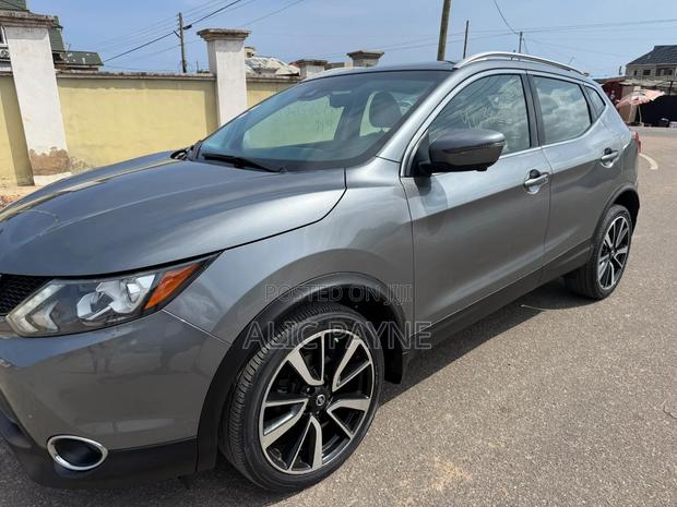 Nissan Rogue 2018 Gray