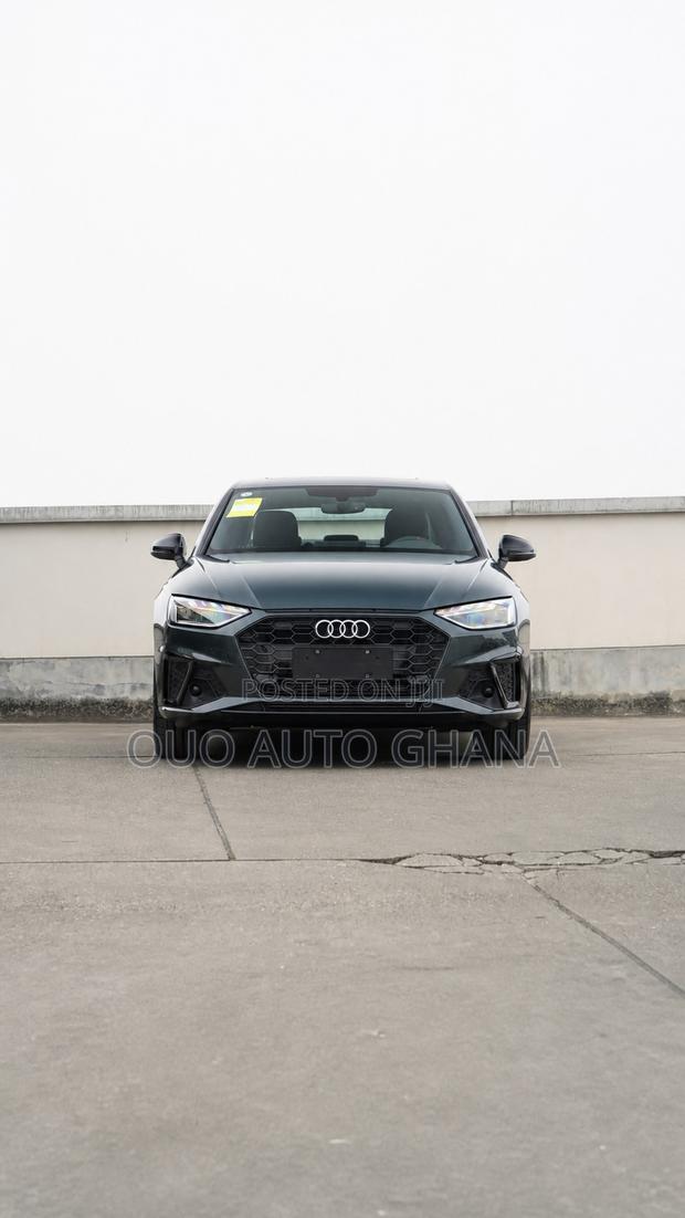 Audi A4 2025 Gray