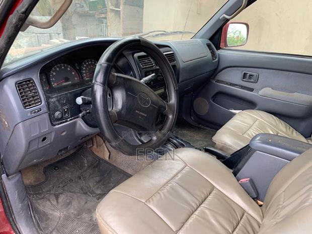 Toyota 4-Runner 2000 Red