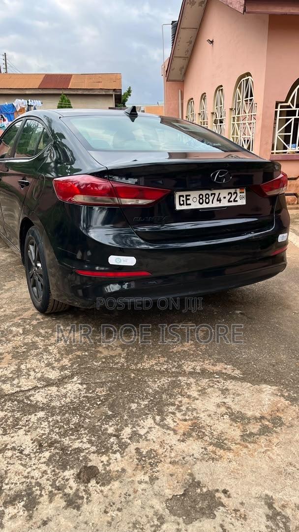 Hyundai Elantra Sport Sedan FWD (1.6L 4cyl 6M) 2017 Black