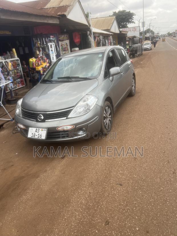Nissan Versa 1.8 S 2007 Gray