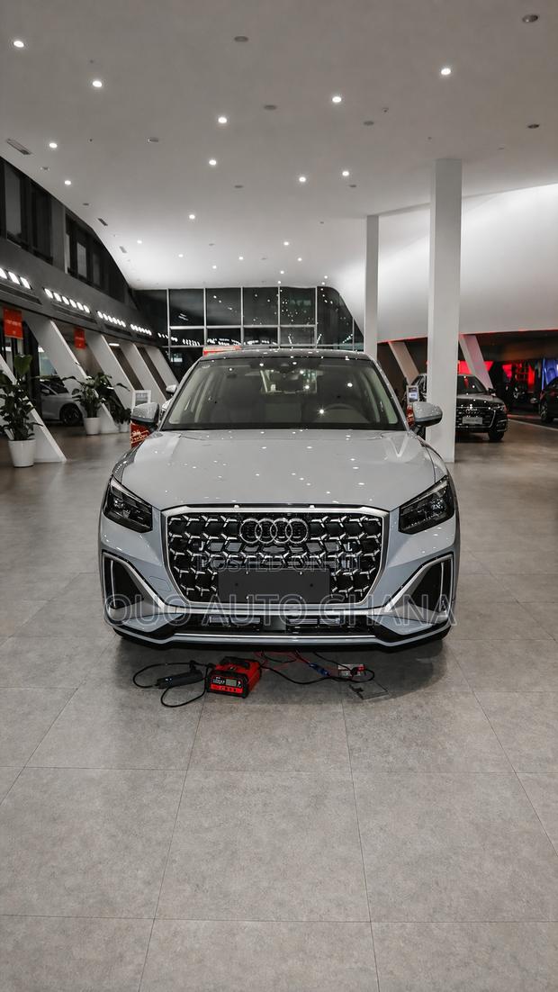 Audi Q2 2026 Gray