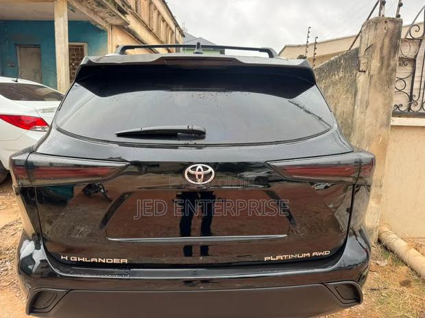 Toyota Highlander 2023 Black