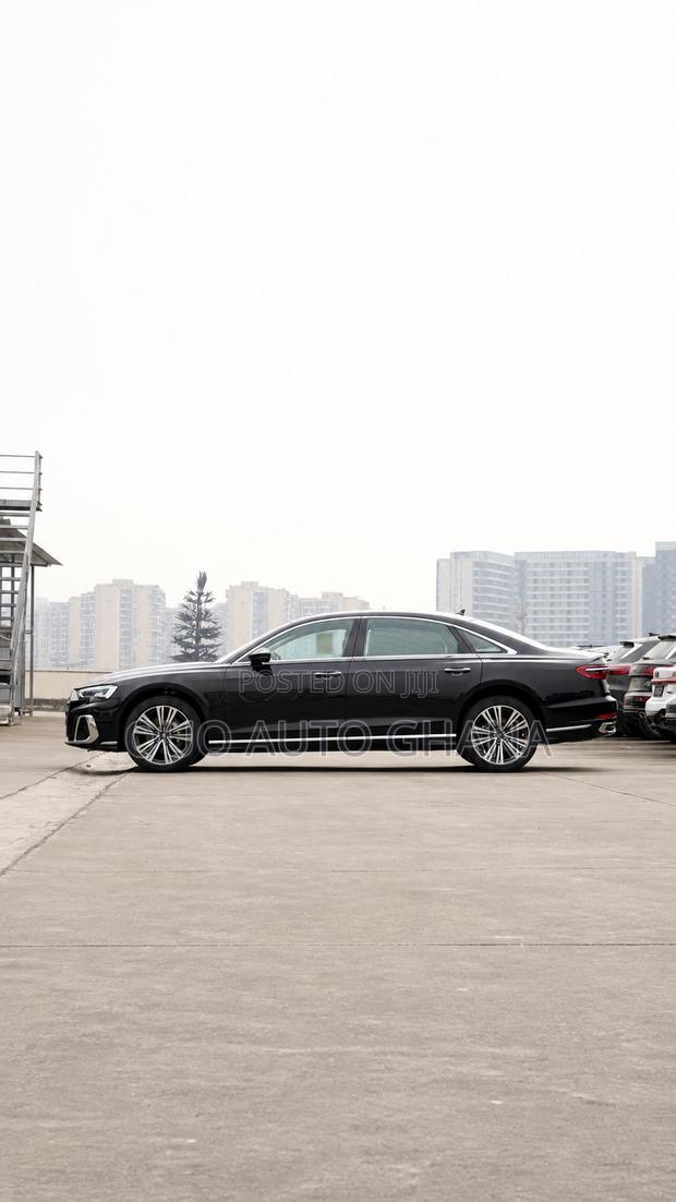 Audi A8 L 2026 Black